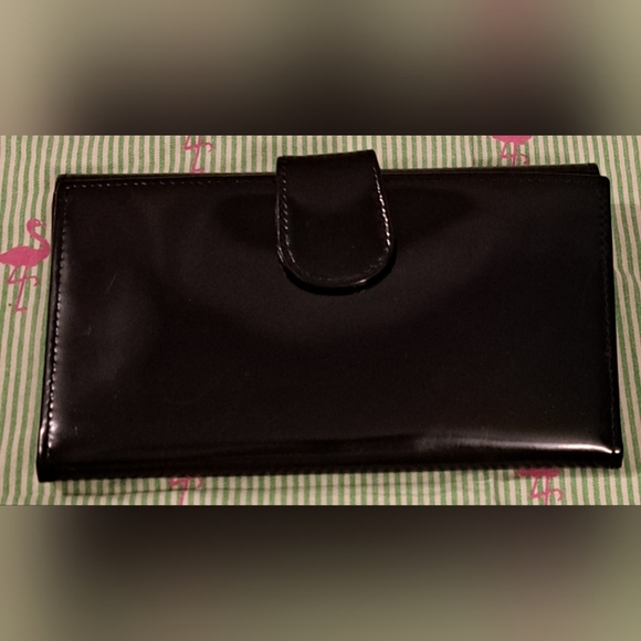 EUC Vintage Brighton Black Patent Leather Bifold Wallet Clutch w/ Buckle Closure - Picture 2 of 7
